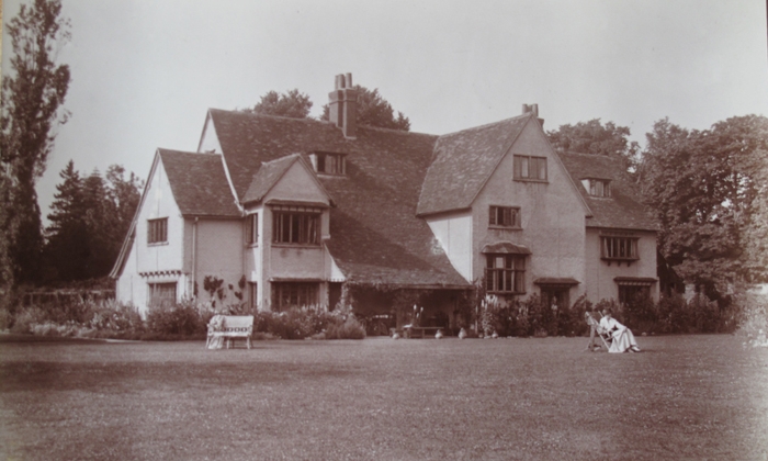 Lacies Court in 1913 reduced