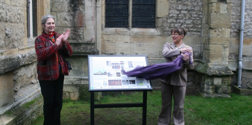 The Mayor and Project Manager unveiling one of the Heart of Abingdon trail boards