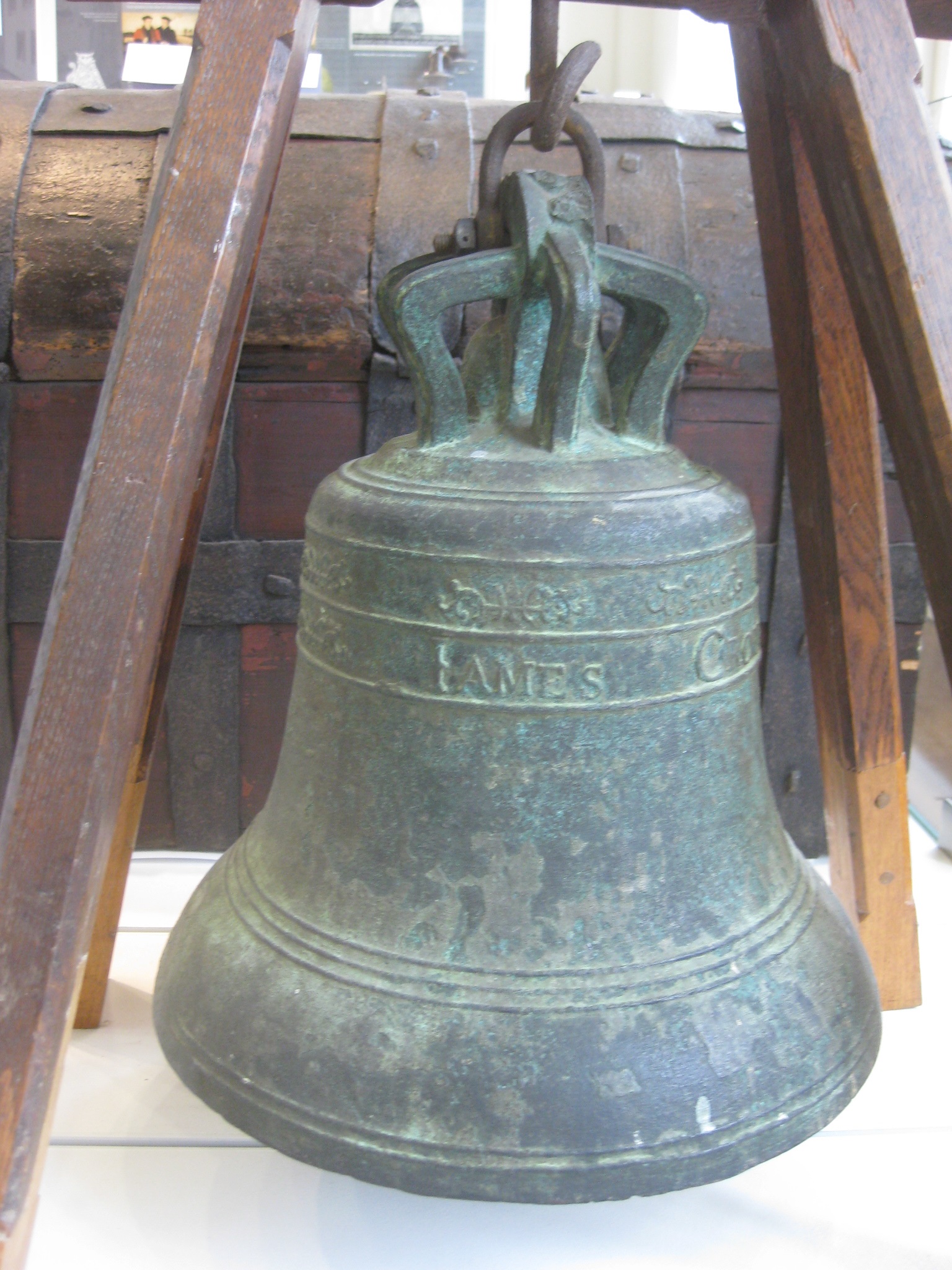 the_bell_purporting_to_be_from_tomkins_almshouses