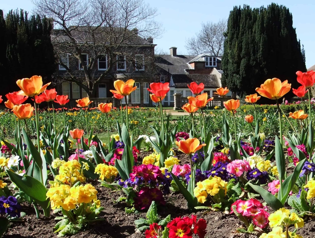Abbey Gardens floral displays Abingdon
